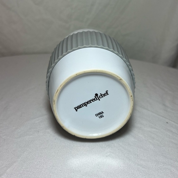 Pampered Chef Ceramic White Microwave Egg Cooker with Silicone Gray Sleeve - Picture 2 of 4